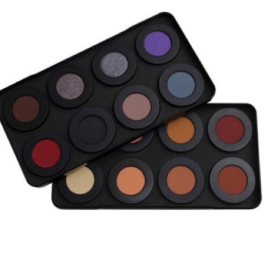 Melt Cosmetics Melt Stack Pro Palette - Picture 2 of 3